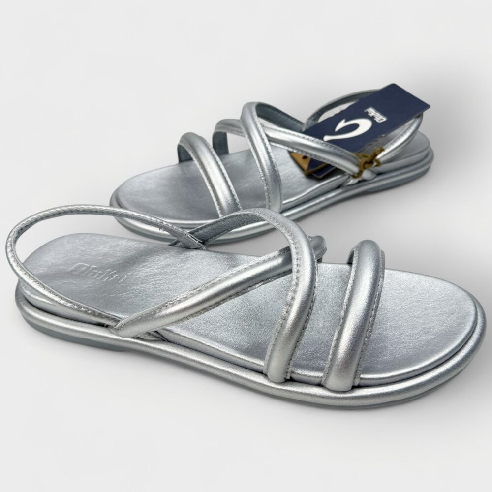 OluKai Tiare Strappy Women’s Sandals Silver Leather Size 6B Medium 20515-2K2K - Picture 8 of 9